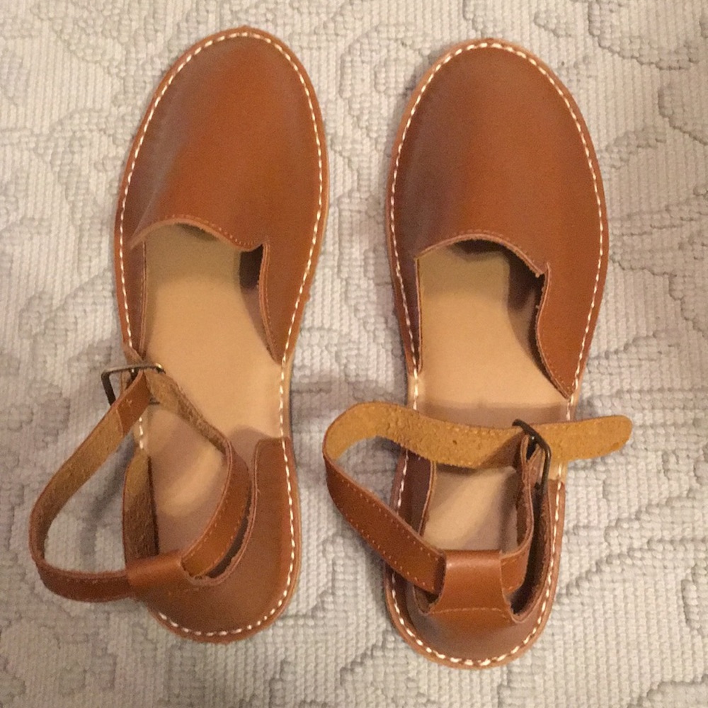 Flats - Picture 2 of 3